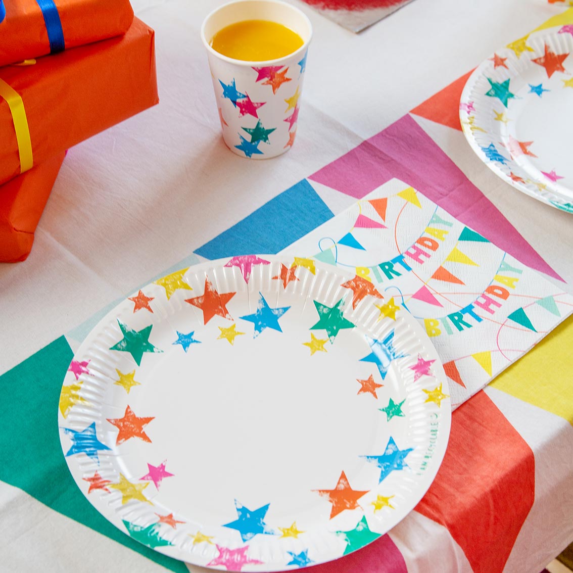 Eco Star Party Plates 12pk — Plastic-Free Rainbow Design